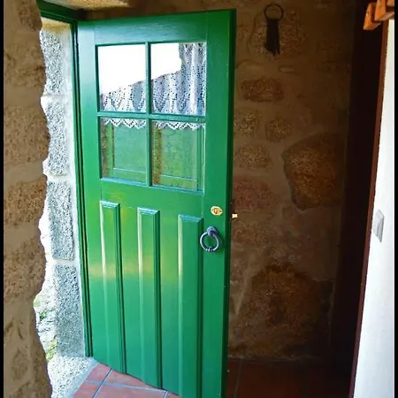 בית נופש Castelo Ii *